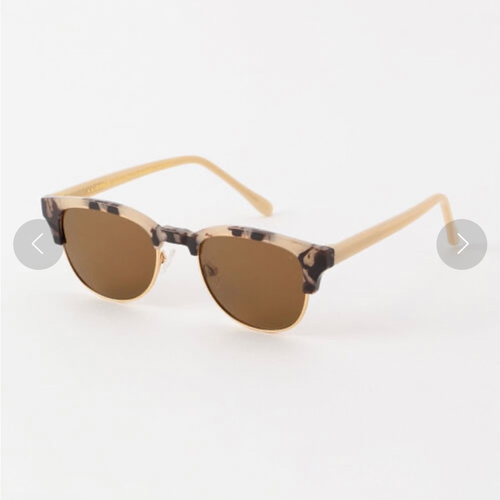 BNWT A.Kjaerbede Club Bate Sunglasses In Brown/Gold
